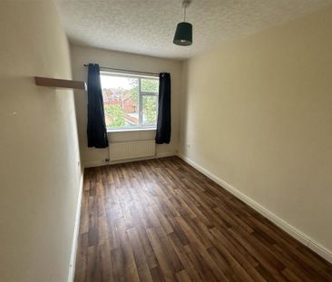 4 bedroom detached house to rent - Photo 6