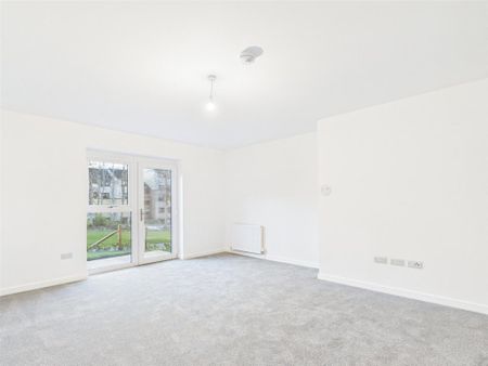 3 bedroom maisonette to rent - Photo 4