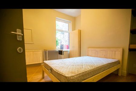 9 Bed Terraced House, Mauldeth Road West, M20 - Photo 3