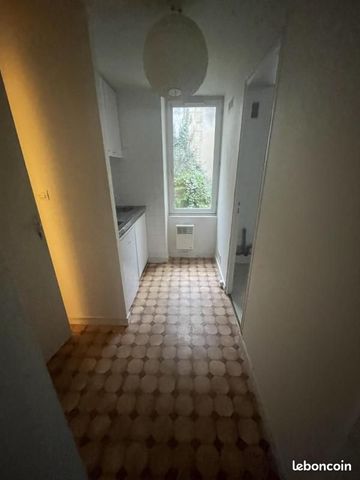 Location Grand Studio - Centre ville - Photo 5