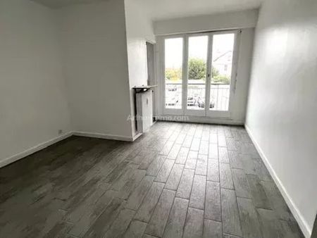 Location Appartement 1 pièces 20 m2 à Chelles - Photo 2