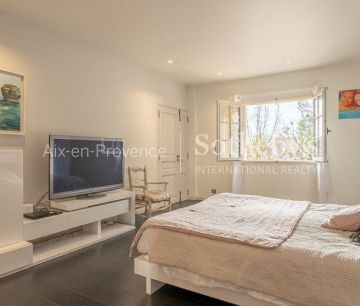 Maison • Aix-en-Provence - Photo 4