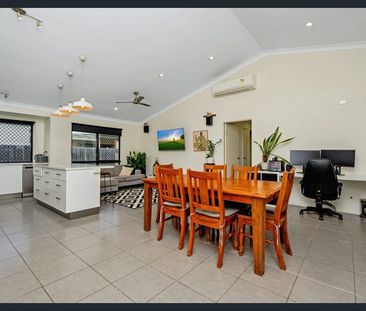 The Ultimate Family Oasis: Poolside Living in Burdell! - Photo 2