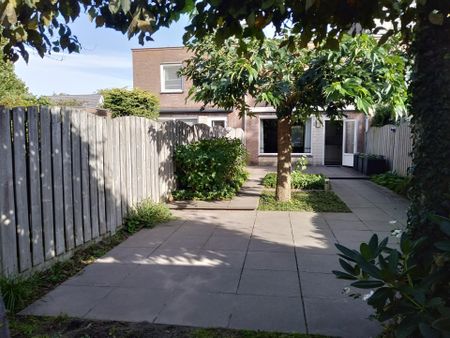 Te huur: Huis Neerijnenstraat in Tilburg - Foto 4