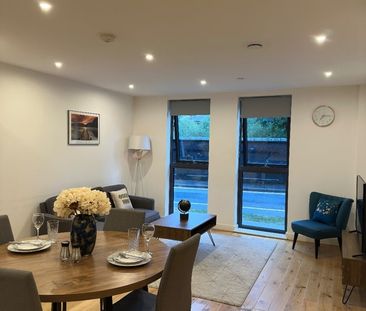 1 Bed Flat, Communication Row, B15 - Photo 1