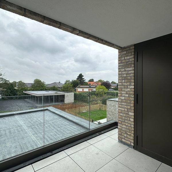 Prachtig gelegen nieuwbouw appartement met drie slaapkamers, groot terras en autostaanplaats - Photo 1