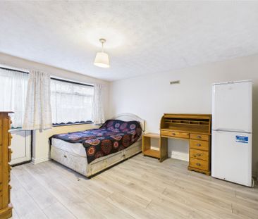 Albert Street, Slough Albert Street, Slough - Photo 1