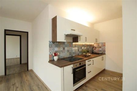 Pronájem bytu 3+kk s lodžií, Praha 8 Bohnice - Photo 5