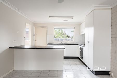 10/9-11 Milone Court, Werribee - Photo 4