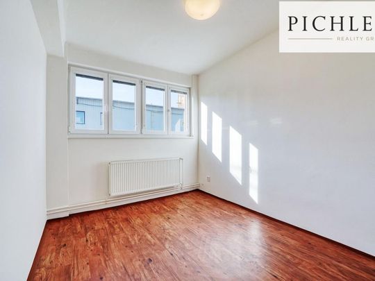 Pronájem bytu 3+1 70 m2 - Фото 1