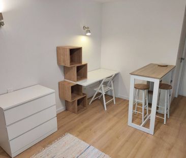 Studio meublé de 22 m² avec terrasse (hippodrome) - Photo 4