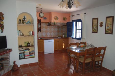 A One Bedroom Cortijo For Rent Situated In The Frigiliana Countryside - Photo 5