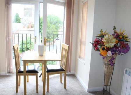 1 bedroom apartment to rent - Photo 2