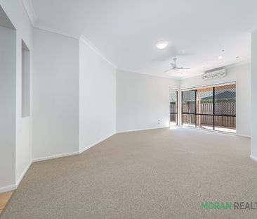 Beautiful Home in Varsity Lakes - Photo 1