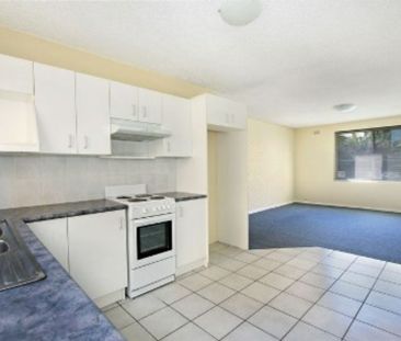 4/19 Campbell Street, Wollongong - Photo 2