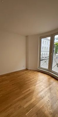 Klimaanlage! Provisionsfrei! Helle, neu renovierte 3-Zimmer Wohnung in AKH-Nähe - Photo 1
