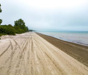 For Lease - 42 5th Lane, Wasaga Beach, Ontario - Photo 1