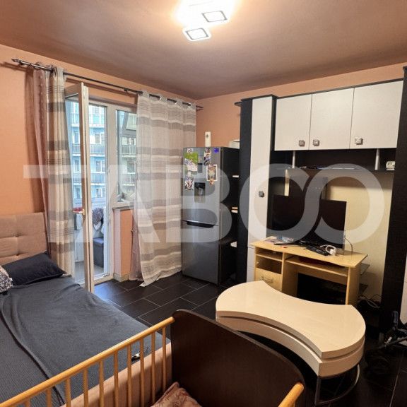 Garsoniera de inchiriat 25mp mobilata utilata parcare balcon - Photo 1