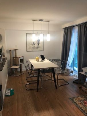 Superbe grand 3 1/2 style condo Ste-Foy Air Clim, Libre - Photo 1