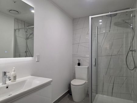 Fully furnished K-road Apartment - Photo 5