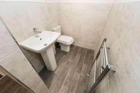 Welton Place, Hyde Park, Leeds - Photo 3