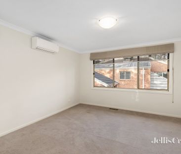 2/13 Sylvan Street, Montmorency - Photo 4