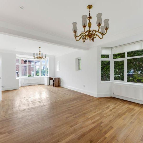 5 bedroom detached house to rent - Photo 1