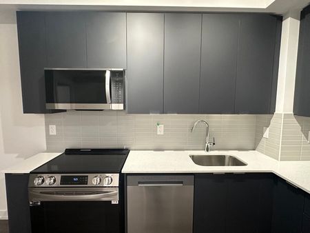 For Lease - 225 Malta Avenue, Brampton, Ontario - Photo 3