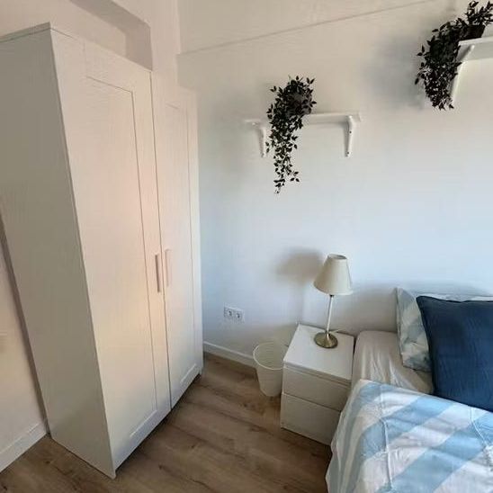 Carrer del Reverend Josep Noguera, Valencia, Valencian Community 46017 - Photo 1