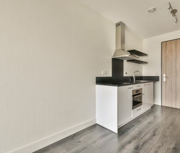 Te huur: Huis Waldorpstraat 852 in Den Haag - Foto 1