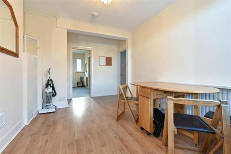 5 bedroom terraced house to rent - Photo 2