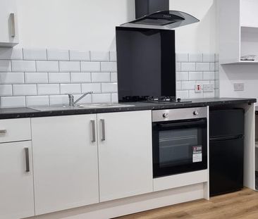 Studio to rent - Photo 5