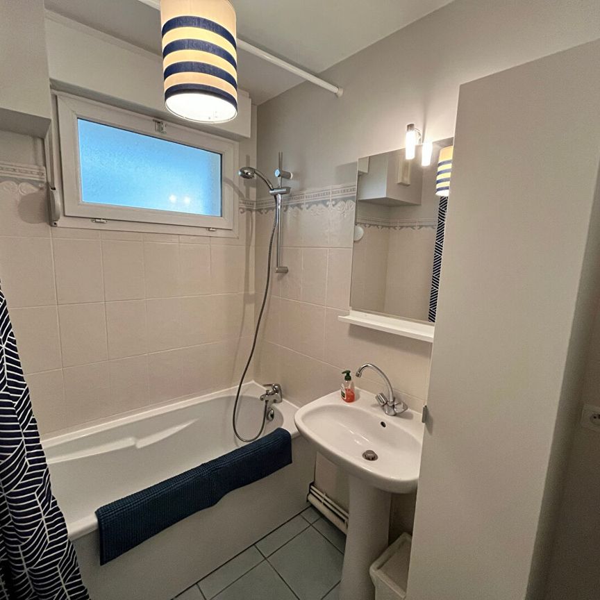 Location Appartement 4 pièces 80m² - Photo 1