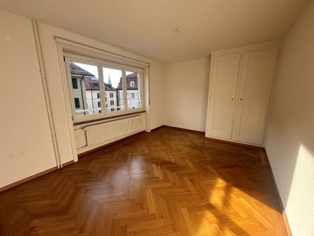 2 1/2-Zimmerwohnung, 4. Stock rechts - Photo 2