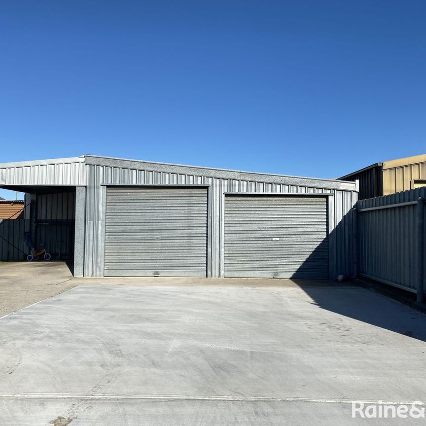 2/112 Grafton Street, Goulburn, NSW 2580 - Photo 1