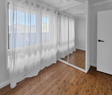 Renovated Family Home - Photo 2