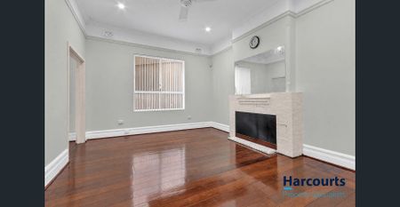 SPACIOUS 2-BEDROOM HOME IN THE HEART OF INGLEWOOD - Photo 2