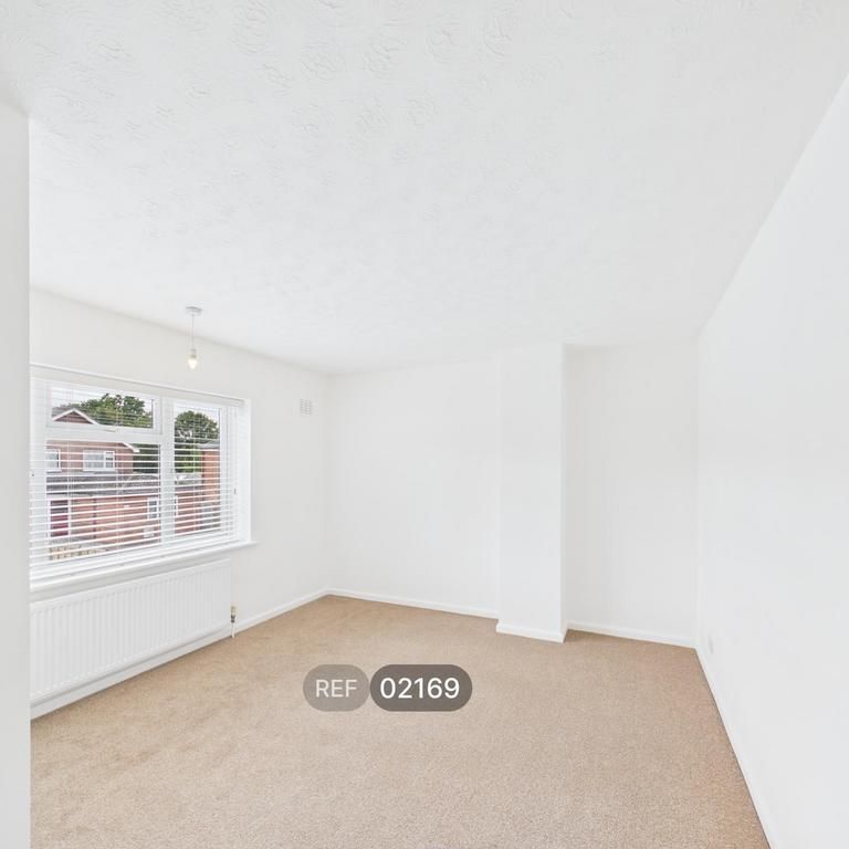 3 bedroom property to rent - Photo 1