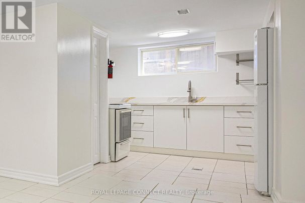 #Bsmt - 77 Highland Park Boulevard – Markham, Ontario - Photo 1