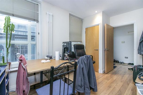 5 bedroom terraced house to rent - Photo 1