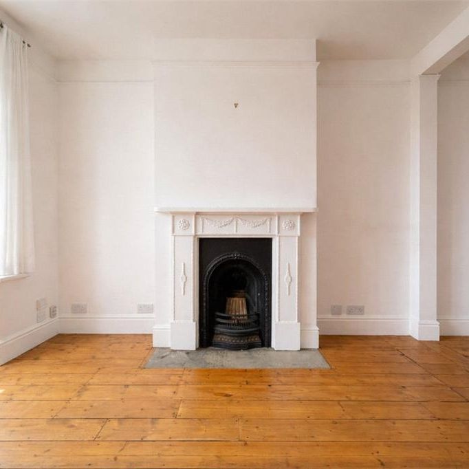 3 bedroom terraced house to rent - Photo 1