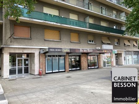 Location Appartement 4 pièces 97m² GRENOBLE 38100 - Photo 4