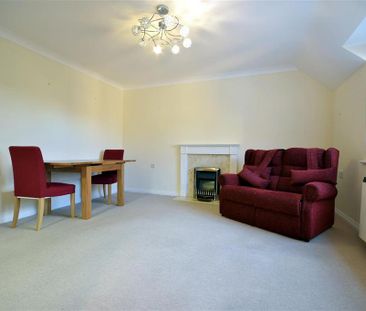 2 bedroom retirement property to rent - Photo 2