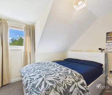 2 bedroom penthouse to rent - Photo 6