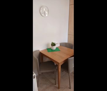 Room in a Shared Flat, Gladstone Park Gardens, NW2 - Photo 1