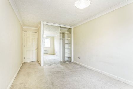 Cobham Gate, Cobham, KT11 - Photo 3