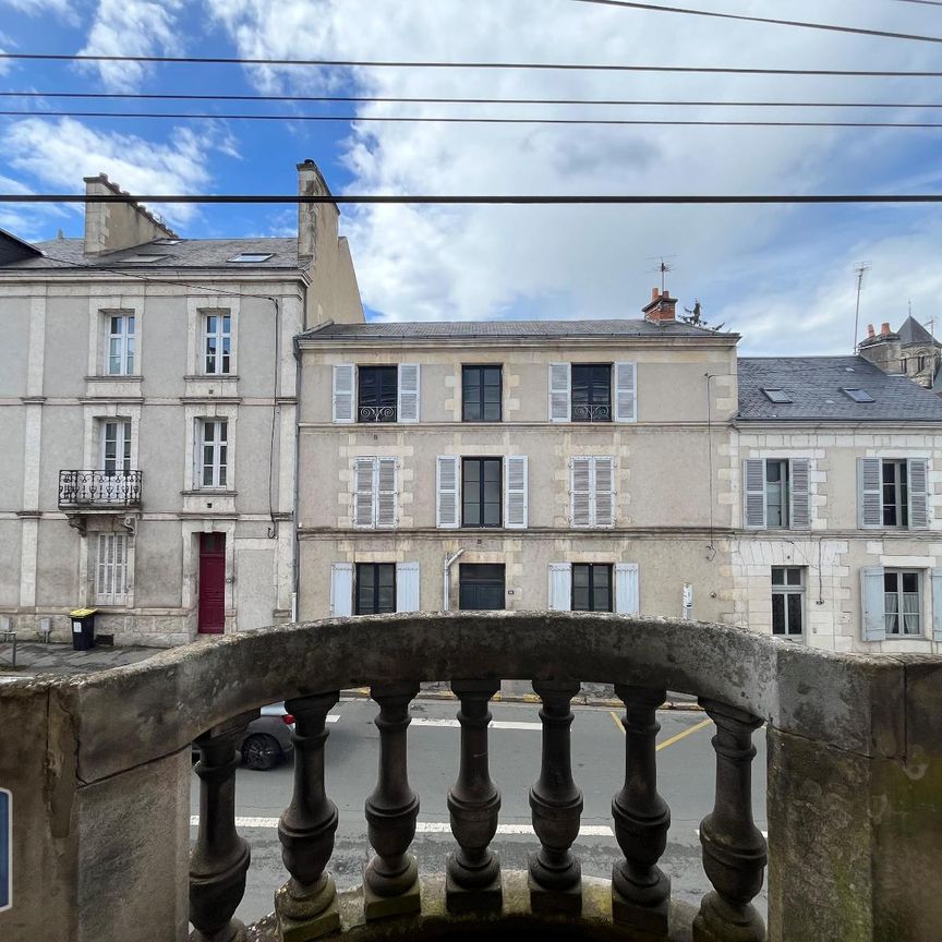 Location Appartement 2 pièces 36m² POITIERS 86000 - Photo 1