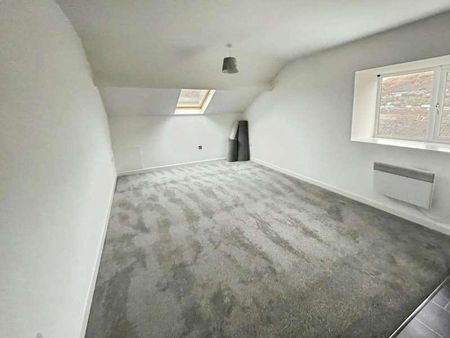 Tydraw Road, Port Talbot, SA13 - Photo 2