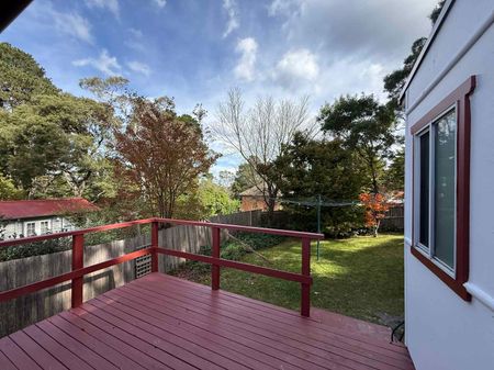 CUTE ONE BEDROOM COTTAGE - Photo 2