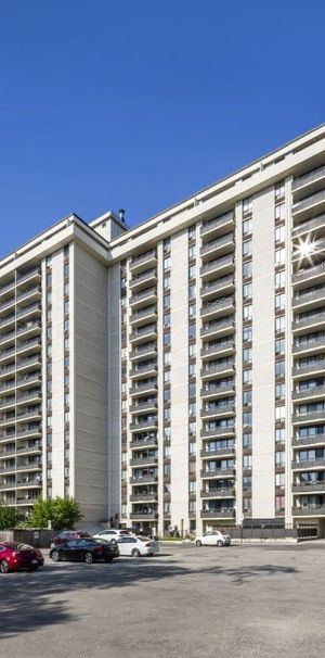 25 St. Dennis - Photo 1